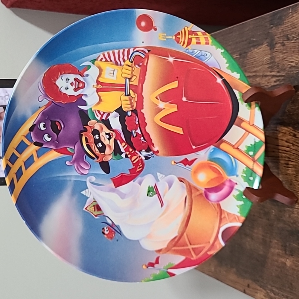 Vintage 1993 Ronald McDonald's Plate
